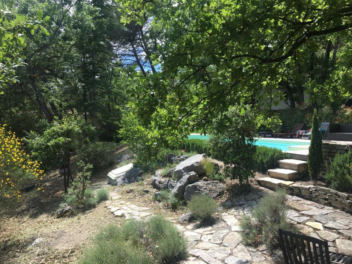 Villa De Carbonelle Pierrevert 外观 照片