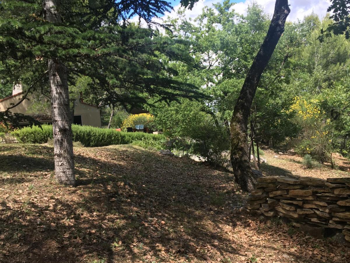 Villa De Carbonelle Pierrevert 外观 照片