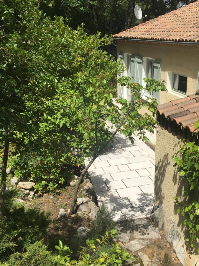 Villa De Carbonelle Pierrevert 外观 照片